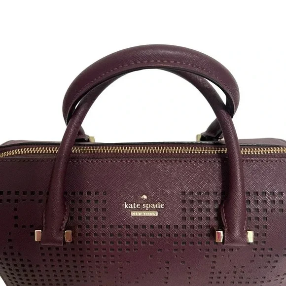 Kate Spade Perforated Cameron Street Burgandy Barrel Pocketbook & Billfold - Picture 4 of 16